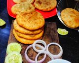পেঁয়াজ কচুরি (Peyanj kochuri recipe in Bengali) রেসিপির ধাপ 10 ছবি