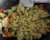 रवा उपमा (rava upma recipe in hindi) रेसिपी चरण 4 फोटो