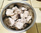 Foto langkah ke 1 dari resep Soto Kuah Kuning.