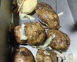 Foto del paso 1 de la receta: Papas al horno con mayonesa al verdeo