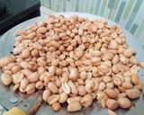 Foto langkah ke 4 dari resep Kacang Bawang Renyah Gurih.