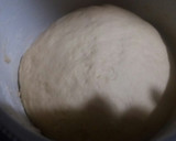 Foto del paso 2 de la receta: Medialunas dulce de manteca (Mv)