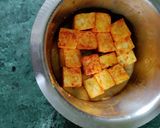 A picture of step 1 of Creamy Paneer Curry.