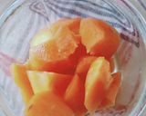 Foto langkah ke 2 dari resep Mie Wortel Saus Kornet Sapi.