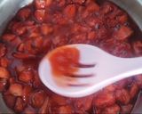Foto langkah ke 2 dari resep Selai Strawberry.