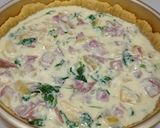Foto langkah ke 3 dari resep Quiche Lorraine.