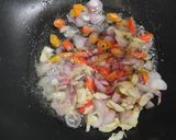 Foto langkah ke 2 dari resep Asem asem ayam.