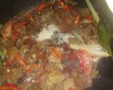 Foto langkah ke 4 dari resep Kikil Cabe Merah.