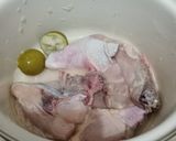 Foto langkah ke 1 dari resep Ayam Kecap Khas Ambon.