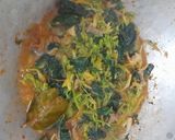 Foto langkah ke 7 dari resep Tumis Bunga dan Daun Pepaya.