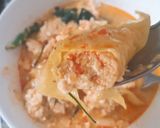 รูปขั้นตอนการทำที่ 6 ของ เกี๊ยวอกไก่นมสดพริกเผามันกุ้ง 🔥 ต้มยำไข่ข้นขลุกขลิก 🌶️