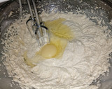 A picture of step 2 of Lemon coconut cake.