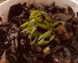 Foto langkah ke 4 dari resep Pindang Cumi Hitam.