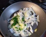 Foto del paso 2 de la receta: Tortilla de papas y espinacas