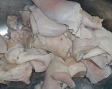 Foto del paso 2 de la receta: Morro de cerdo en salsa