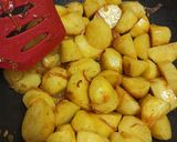 A picture of step 3 of One pot chicken potatoes dish.