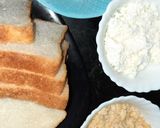 A picture of step 1 of Paneer mawa bread rolls.