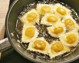 Foto del paso 4 de la receta: Raviolis tostados de Bogavante y Burrata a la crema de Romesco