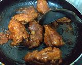 Foto langkah ke 4 dari resep Spicy Chicken Wings Cheese Sauce.