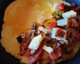 Foto del paso 5 de la receta: Omelette con verduras, queso y champiñón