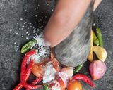 Foto langkah ke 3 dari resep Plecing Kangkung Khas Bali.