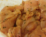 Foto del paso 1 de la receta: Pinchitos de pollo y tabulé con frutas