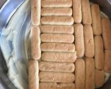 Φωτογραφία βήματος 10 της συνταγής Γλυκό ψυγείου με 2πλή κρέμα λεμονιού και σαβαγιάρ!