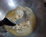 A picture of step 4 of Suji halwa.