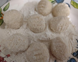 Foto del paso 3 de la receta: Croquetas de langostinos con leche de coco (sin gluten ni lactosa)