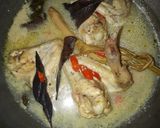 Foto langkah ke 5 dari resep Opor Ayam byTia.