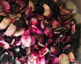 A picture of step 1 of Jamun Shots.
