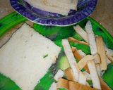 A picture of step 5 of Peri Patakha Chicken Sandwich Cake.