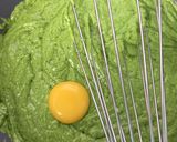 Foto langkah ke 5 dari resep Pandan Sponge Cake (cooked dough).