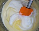 Foto langkah ke 4 dari resep Taiwanese Cheesecake.