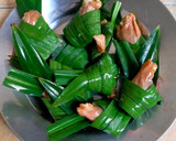 Foto langkah ke 5 dari resep Ayam Goreng Pandan ala Thailand.