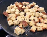 Foto del paso 2 de la receta: Croutons o picatostes saludables