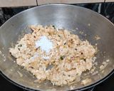 A picture of step 3 of Fried paneer wontons.