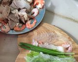 A picture of step 2 of Vietnamese Spring Rolls (Gỏi cuốn).