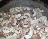 A picture of step 2 of Cashew Curry.
