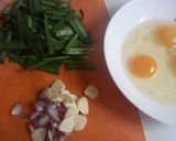 Foto langkah ke 1 dari resep Telur dadar kucai.