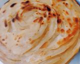 A picture of step 3 of Lachcha paratha.