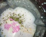 A picture of step 2 of Vanilla mint milkshake.