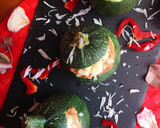 Foto del paso 5 de la receta: Calabacines luna rellenos de atún y pimiento rojo
