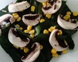 Foto del paso 4 de la receta: Ensalada de espinacas con tocino