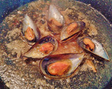 Foto del paso 11 de la receta: Paella marinera