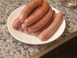Salchichas con cebolla