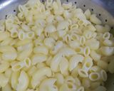 A picture of step 5 of Italian veg macaroni.