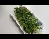 A picture of step 3 of Green Grapes Caprese.