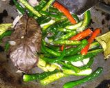 Foto langkah ke 2 dari resep Ati Ampela Cabe Ijo Dikecapin.