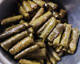 صورة لخطوة 1 من وصفة ورق عنب باللحمة واللية
